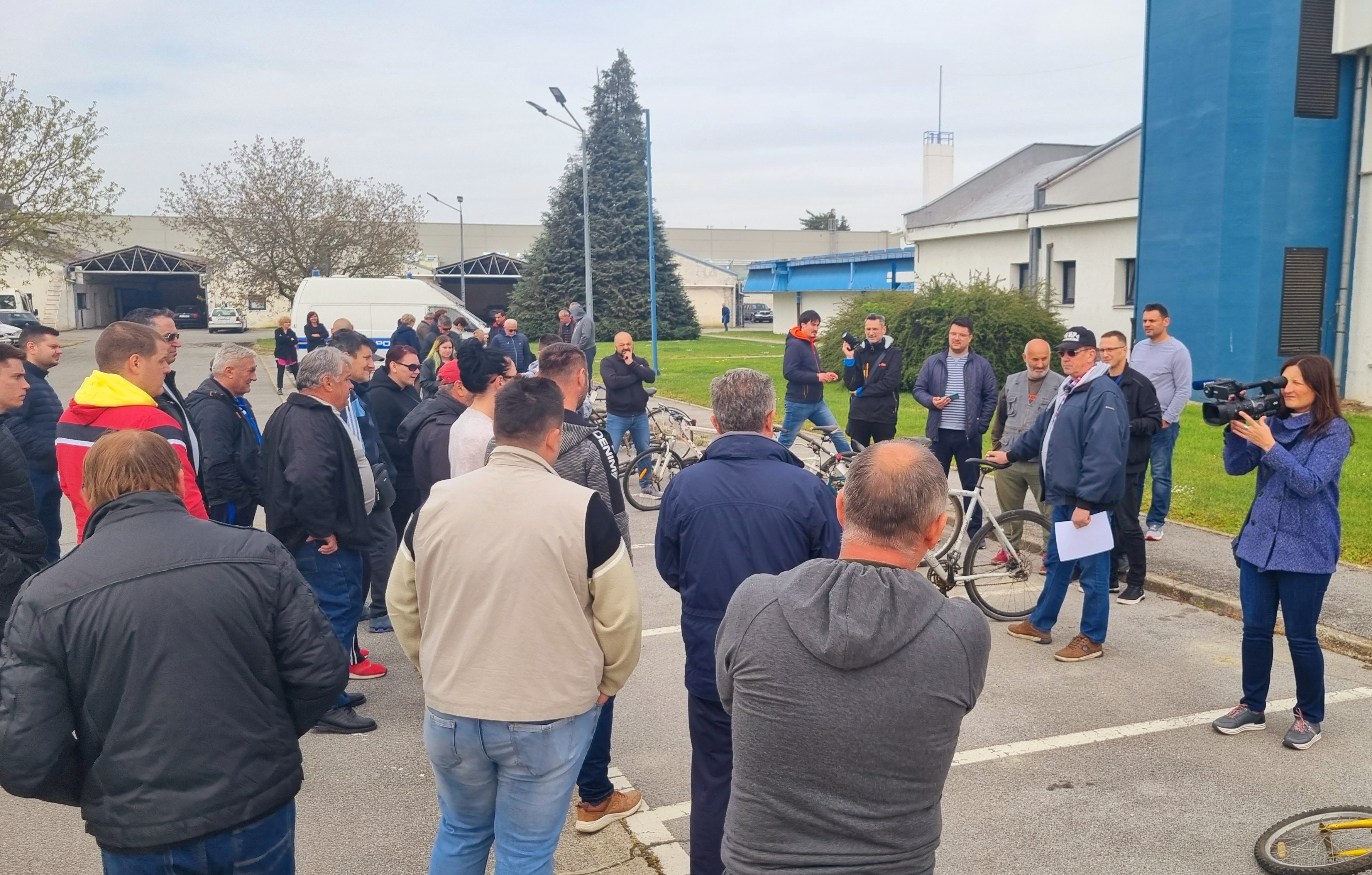 Slika /PU_BB/JAVNA DRAŽBA-BICIKLI 2014/2022/20220421_110819.jpg